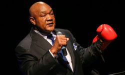 أسطورة الملاكمة جورج فورمان يطوي رحلته عن 76 عاماً